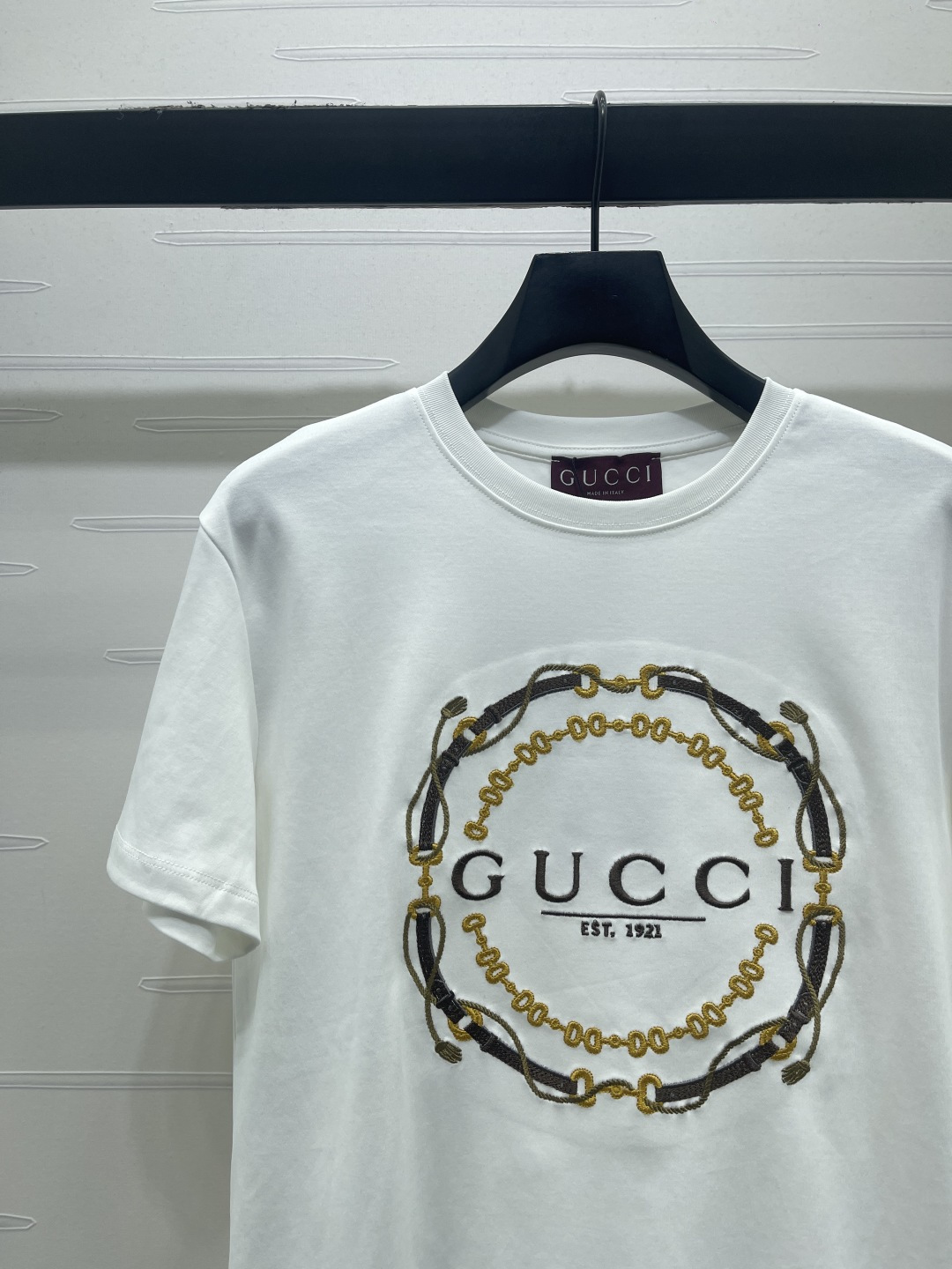 Women's short sleeves